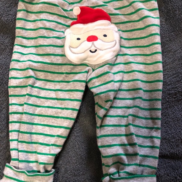 ‼️SOLD‼️ Carter’s • “Gift to the ladies”| Santa Matching Set (6M) - Picture 6 of 7